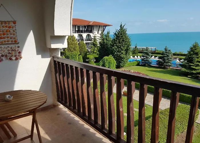 Appartement Monastery 14, St. *